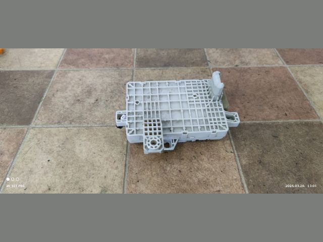 bontott MAZDA 6 Biztosítéktábla Utastér