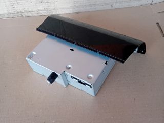 bontott MAZDA 6 CD / DVD Tár