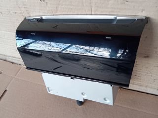 bontott MAZDA 6 CD / DVD Tár