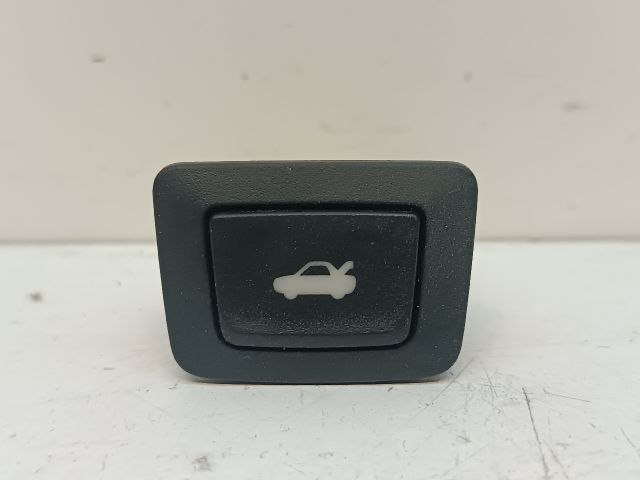 bontott MAZDA 6 Csomagtér Nyitó Kar / Gomb