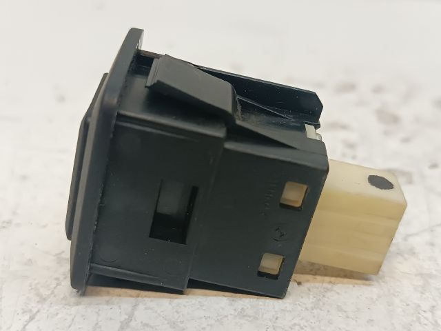 bontott MAZDA 6 Csomagtér Nyitó Kar / Gomb