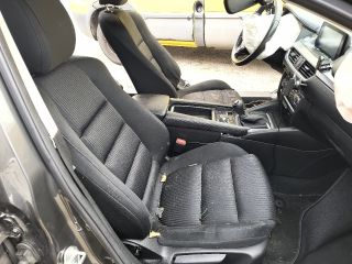 bontott MAZDA 6 Csomagtérajtó Ajtóhatároló