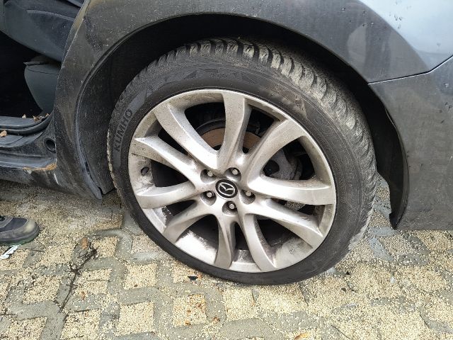 bontott MAZDA 6 Csomagtérajtó Ajtóhatároló