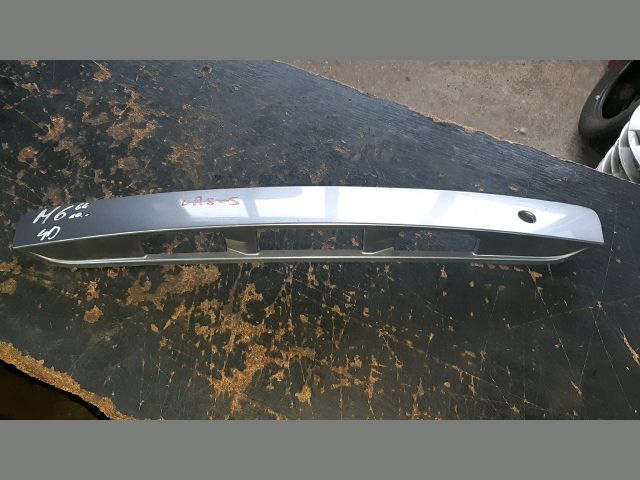 bontott MAZDA 6 Csomagtérajtó Díszléc