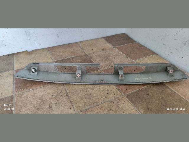 bontott MAZDA 6 Csomagtérajtó Díszléc