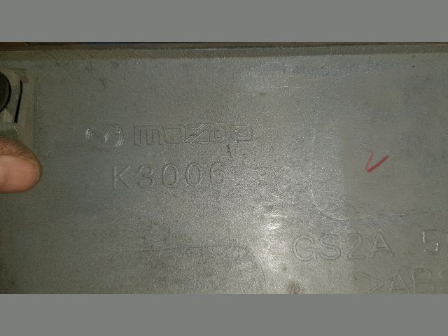 bontott MAZDA 6 Csomagtérajtó Díszléc