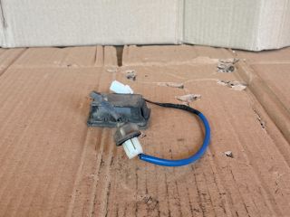 bontott MAZDA 6 Csomagtérajtó Kapcsoló