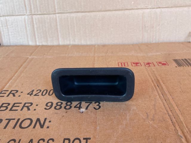 bontott MAZDA 6 Csomagtérajtó Kilincs