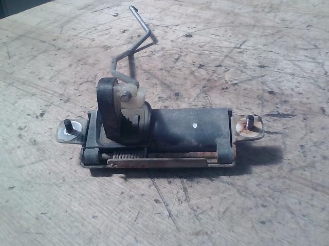 bontott MAZDA 6 Csomagtérajtó Kilincs