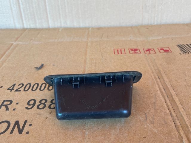 bontott MAZDA 6 Csomagtérajtó Kilincs