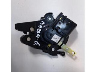 bontott MAZDA 6 Csomagtérajtó Ütköző