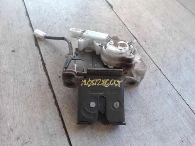 bontott MAZDA 6 Csomagtérajtó Zárszerkezet