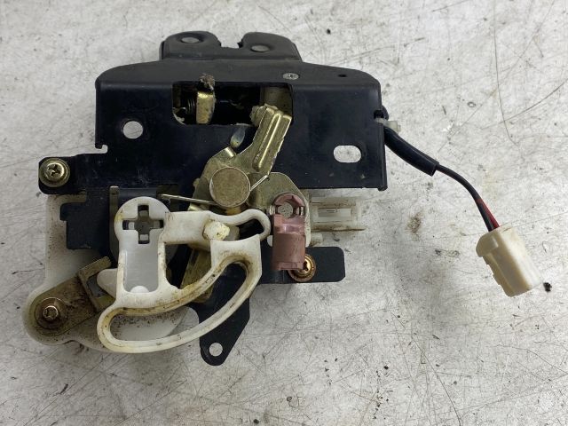 bontott MAZDA 6 Csomagtérajtó Zárszerkezet