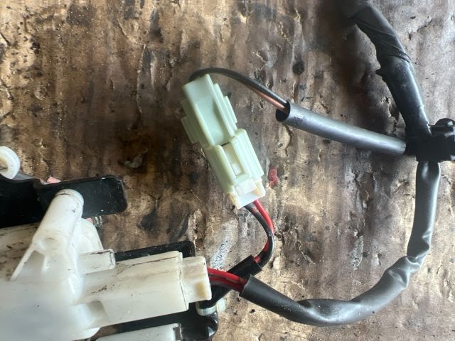 bontott MAZDA 6 Csomagtérajtó Zárszerkezet