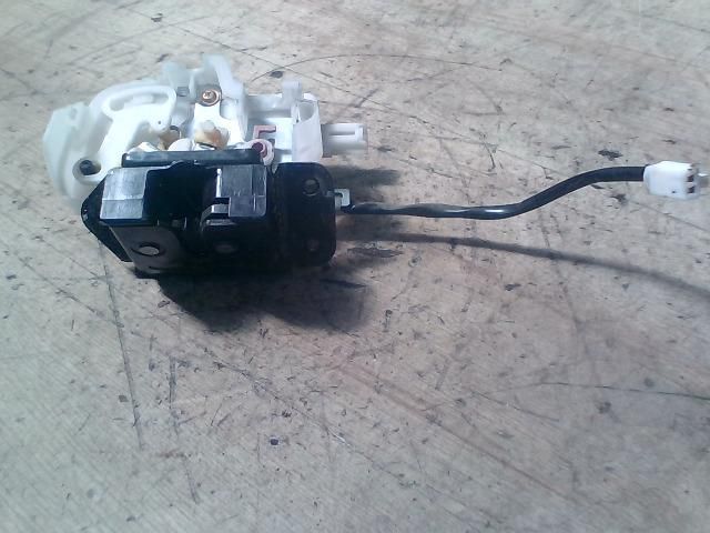 bontott MAZDA 6 Csomagtérajtó Zárszerkezet