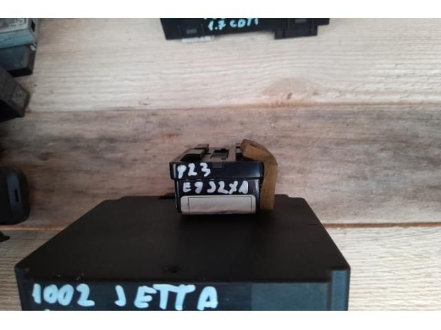 bontott MAZDA 6 Elektronika (Magában)