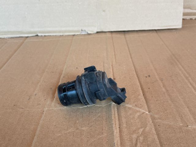 bontott MAZDA 6 Első Ablakmosó Szivattyú