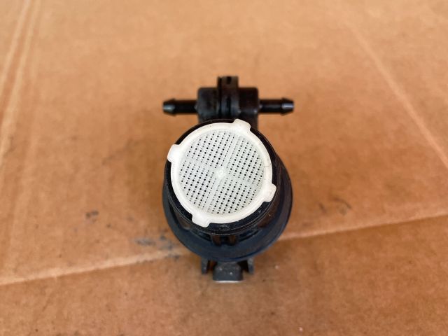 bontott MAZDA 6 Első Ablakmosó Szivattyú