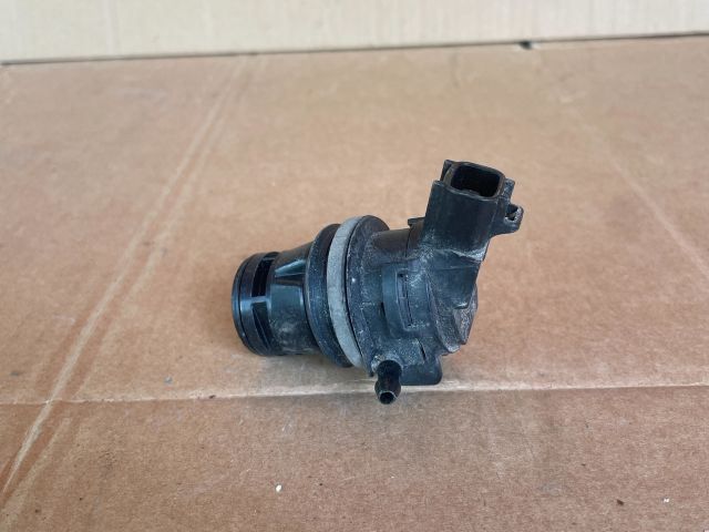 bontott MAZDA 6 Első Ablakmosó Szivattyú