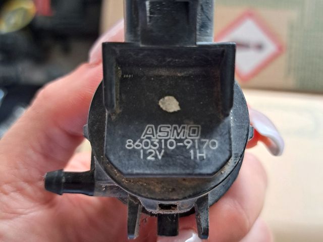 bontott MAZDA 6 Első Ablakmosó Szivattyú