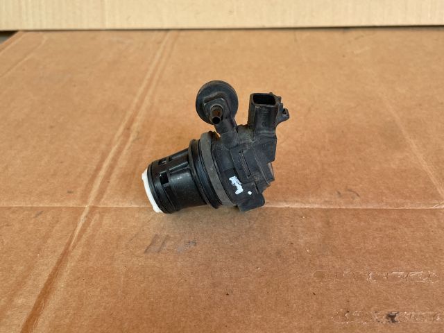 bontott MAZDA 6 Első Ablakmosó Szivattyú