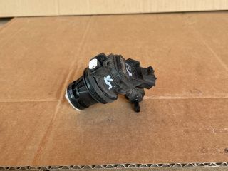 bontott MAZDA 6 Első Ablakmosó Szivattyú