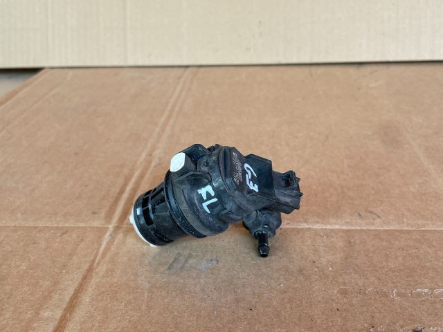 bontott MAZDA 6 Első Ablakmosó Szivattyú