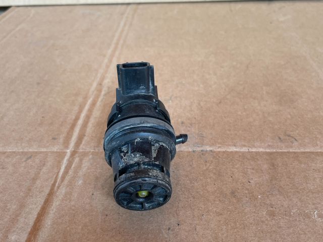 bontott MAZDA 6 Első Ablakmosó Szivattyú