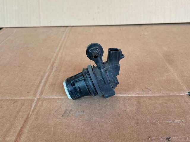 bontott MAZDA 6 Első Ablakmosó Szivattyú