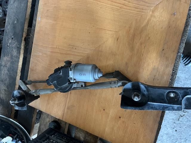 bontott MAZDA 6 Első Ablaktörlő Szerkezet