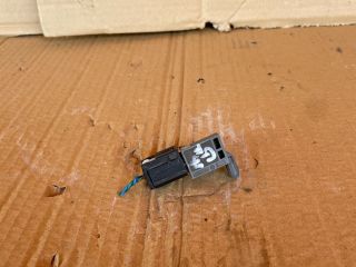 bontott MAZDA 6 Első Középső Ütközés Érzékelő (Homlokfalon)