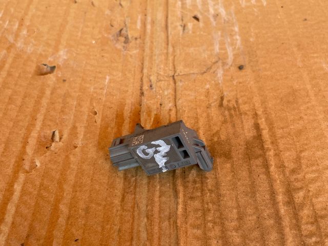 bontott MAZDA 6 Első Középső Ütközés Érzékelő (Homlokfalon)