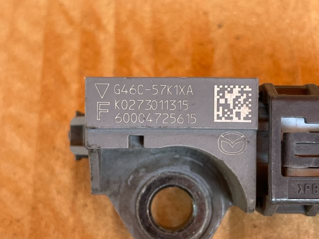 bontott MAZDA 6 Első Középső Ütközés Érzékelő (Homlokfalon)