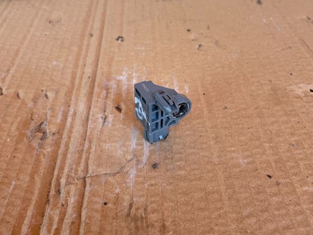 bontott MAZDA 6 Első Középső Ütközés Érzékelő (Homlokfalon)