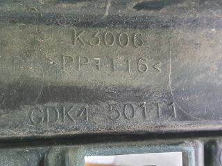 bontott MAZDA 6 Első Lökhárító Alsó Középső Díszrács