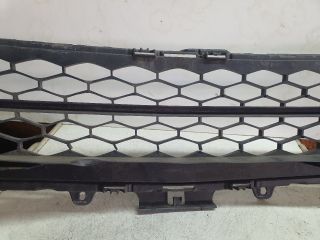 bontott MAZDA 6 Első Lökhárító Alsó Középső Díszrács