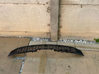 bontott MAZDA 6 Első Lökhárító Alsó Középső Díszrács