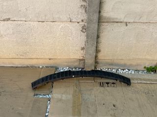 bontott MAZDA 6 Első Lökhárító Alsó Középső Díszrács