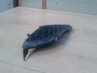 bontott MAZDA 6 Első Lökhárító Jobb Díszrács