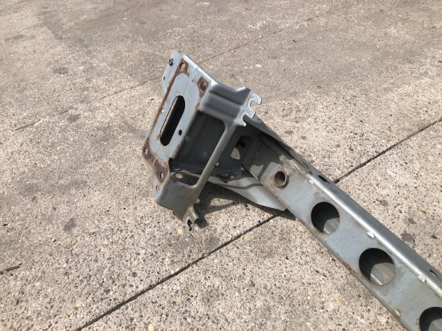 bontott MAZDA 6 Első Lökhárító Merevítő (Fém)