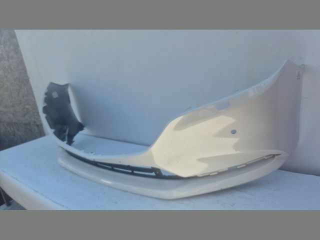 bontott MAZDA 6 Első Lökhárító (Üresen)