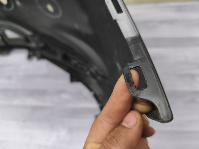 bontott MAZDA 6 Első Lökhárító (Üresen)