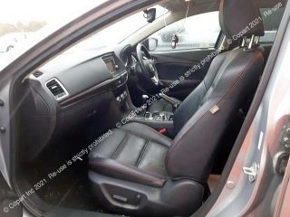 bontott MAZDA 6 Első Szélvédő Bal Díszléc