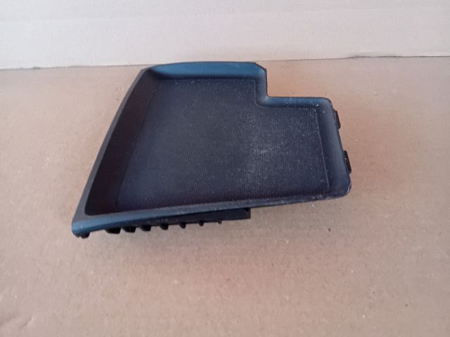 bontott MAZDA 6 Első Tároló Rekesz