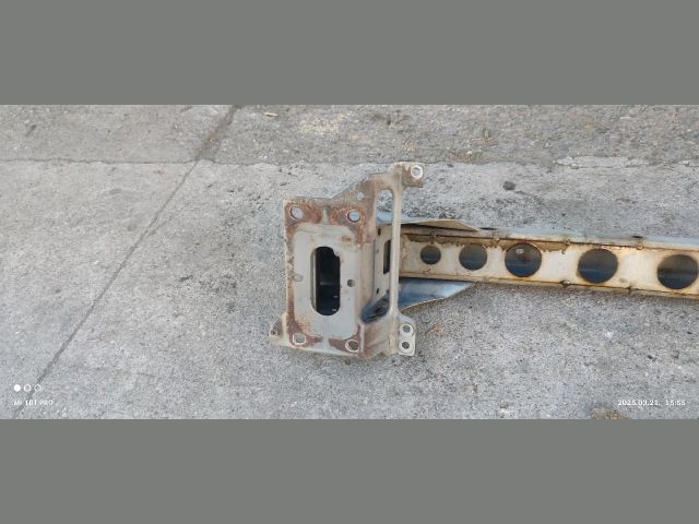 bontott MAZDA 6 Első Ütközéscsillapító