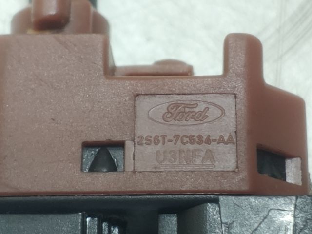 bontott MAZDA 6 Fék Pedál Kapcsoló