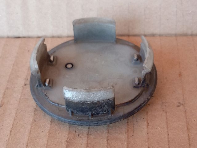 bontott MAZDA 6 Felniközép (1 db)