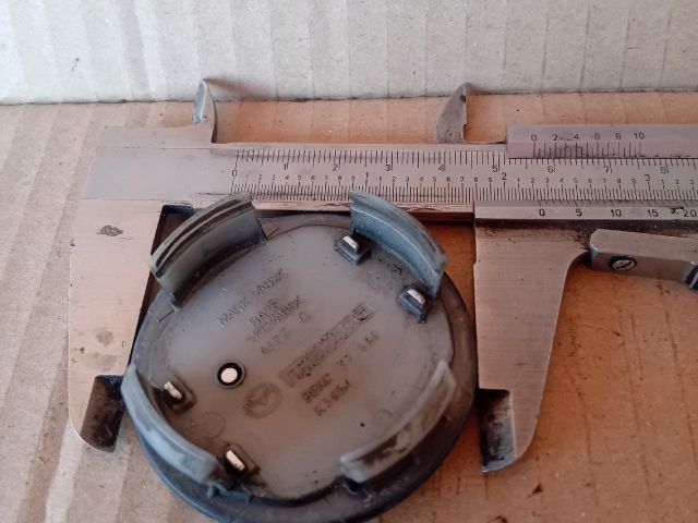 bontott MAZDA 6 Felniközép (1 db)