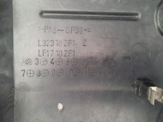 bontott MAZDA 6 Felső Hűtőburkolat