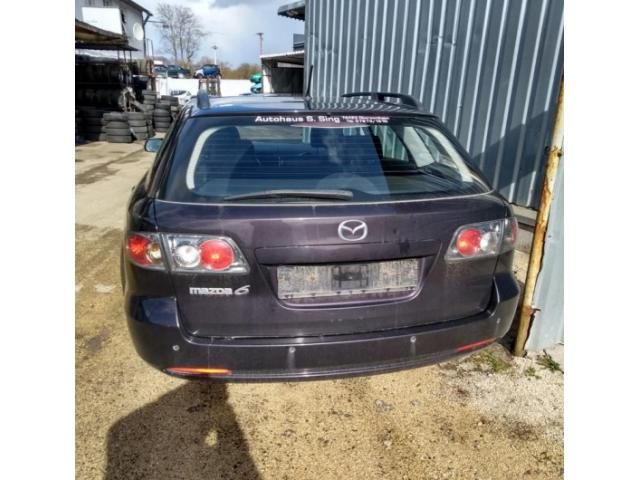 bontott MAZDA 6 Felső Hűtőburkolat